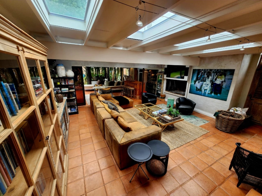 5 Bedroom Property for Sale in Linkside Western Cape